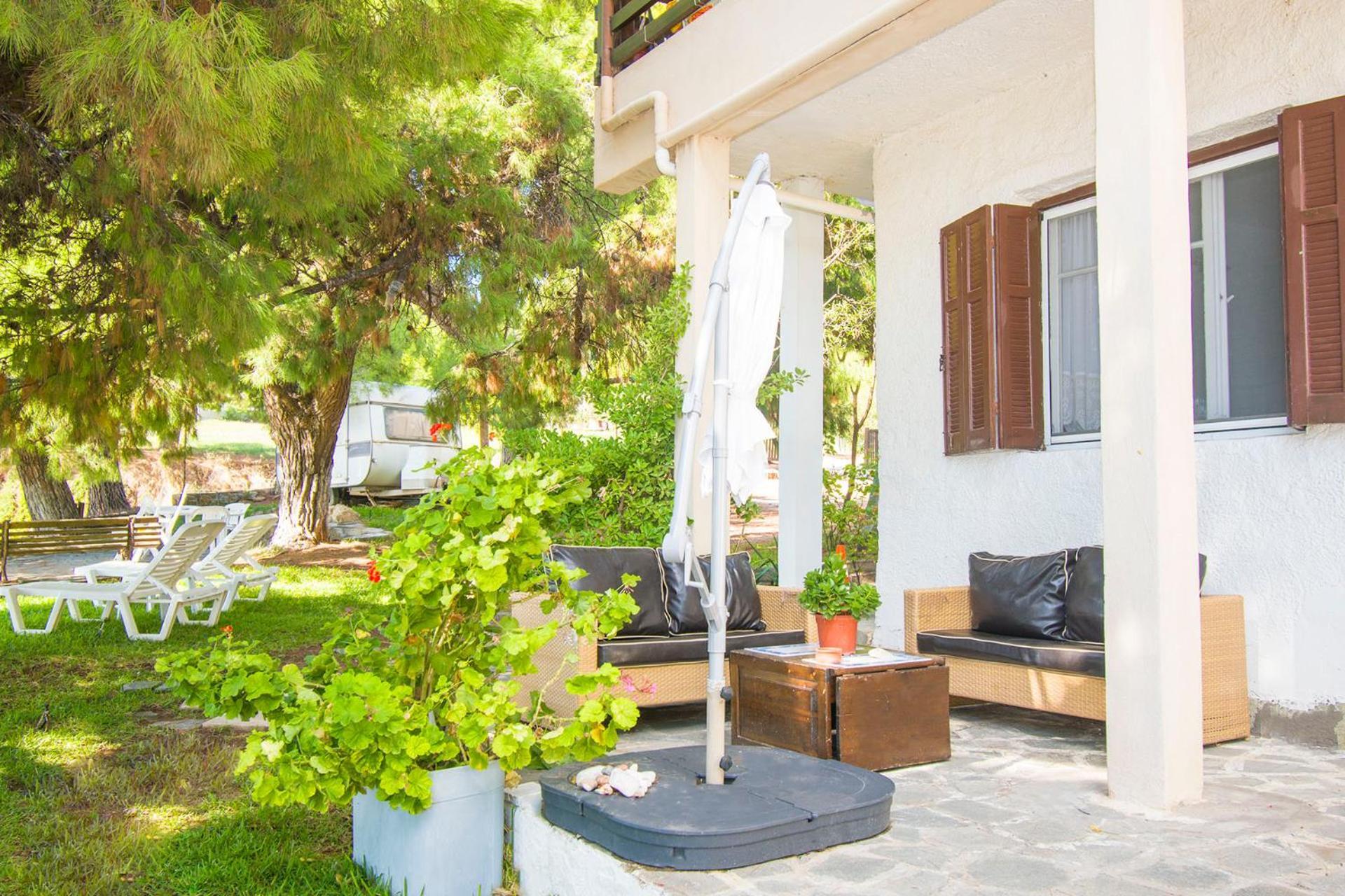 Barlee Beach Front House, Metamorfosi Exterior photo